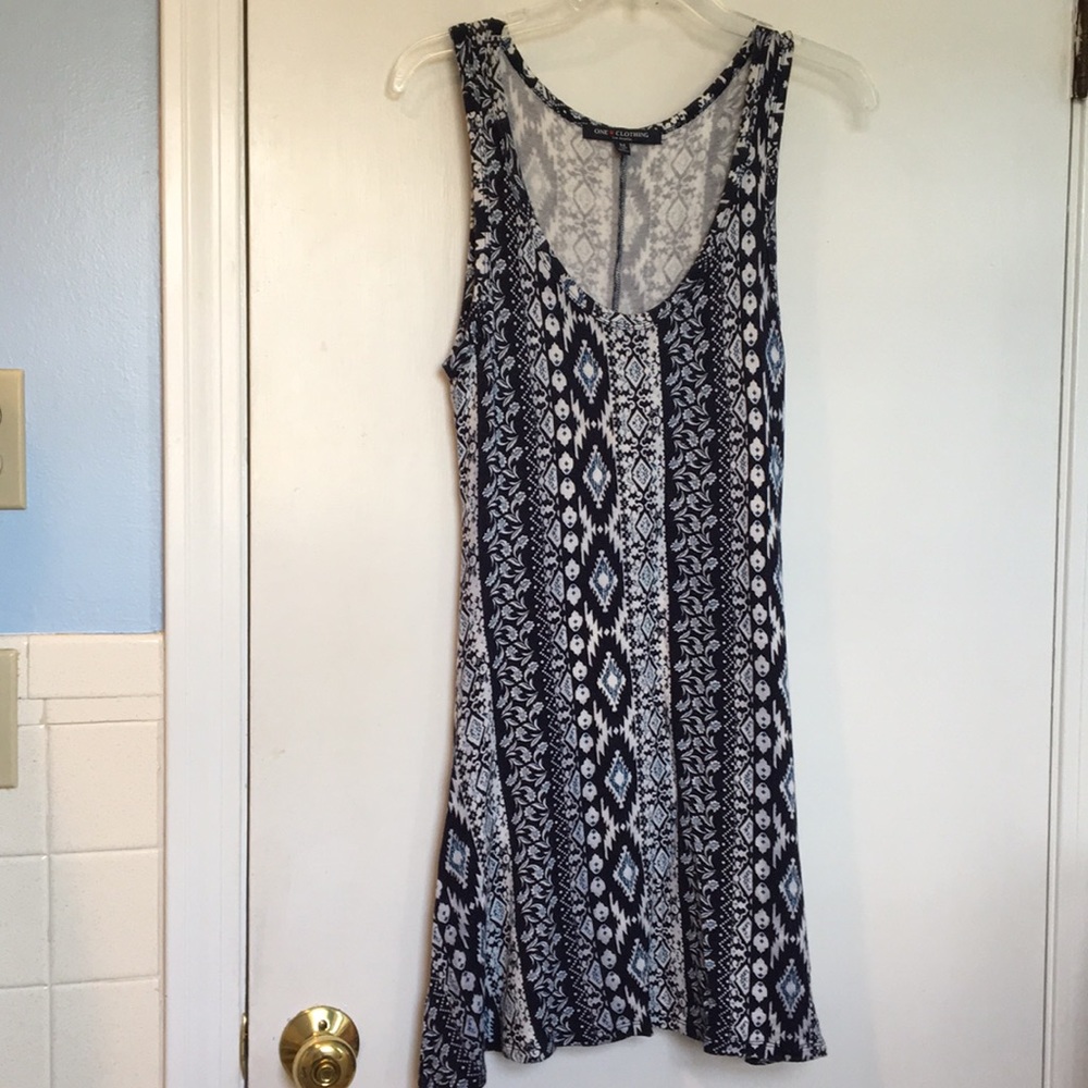 Patterned, sleeveless dress